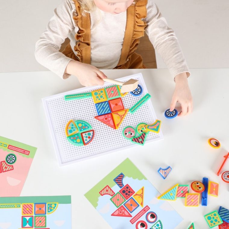 SES Creative, My Fist, Stuku Puku, przybijanki