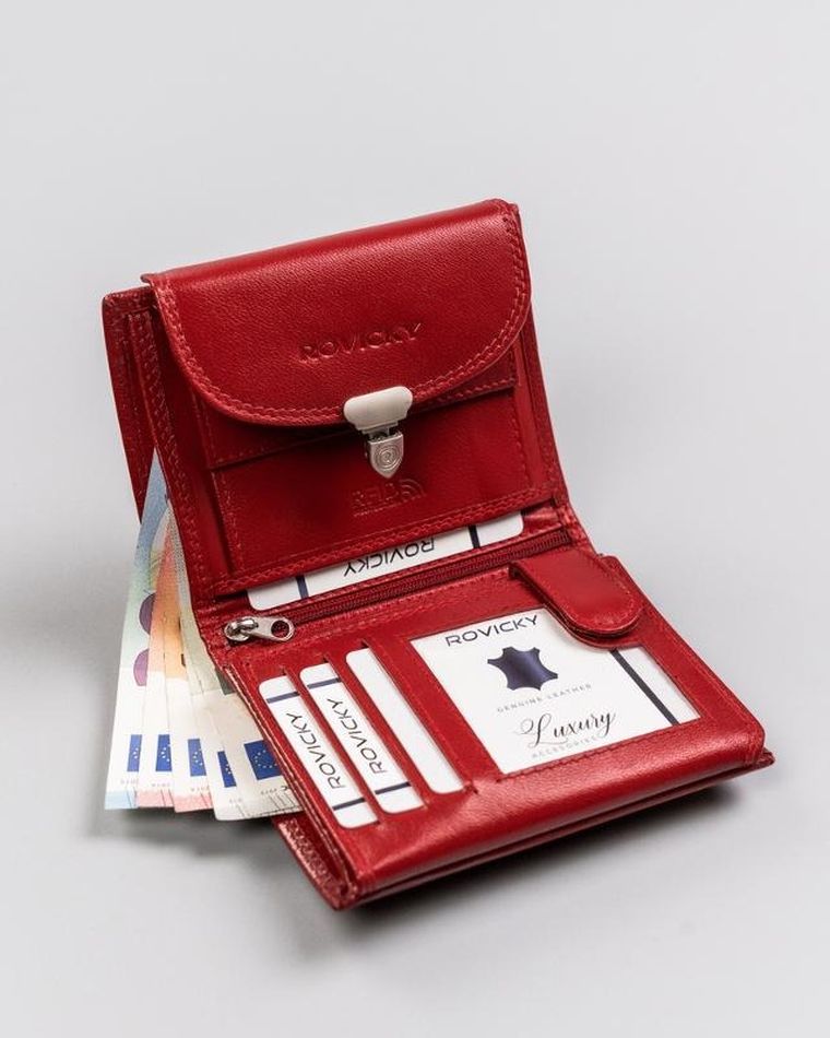 Skórzany portfel damski z ozdobnym zapięciem, Rovicky