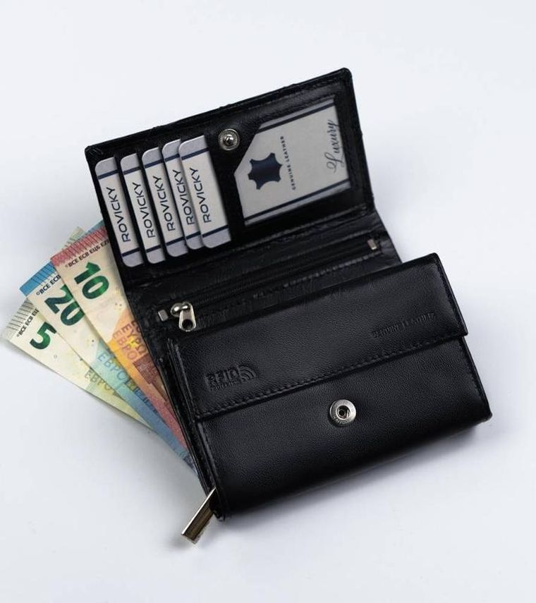 Skórzany portfel damski zamykany na zatrzask, Rovicky