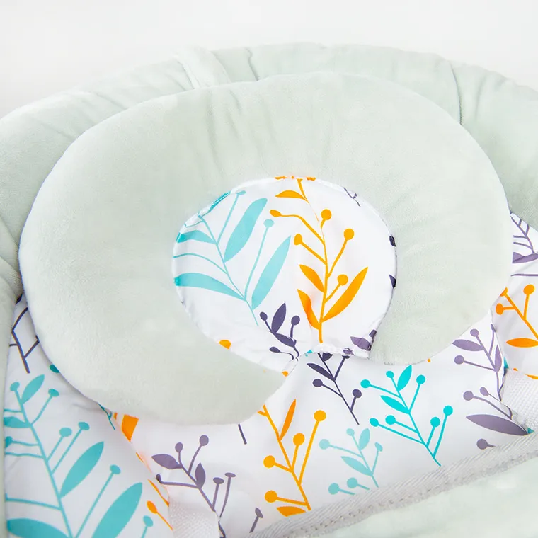 Smiki, leżaczek niemowlęcy