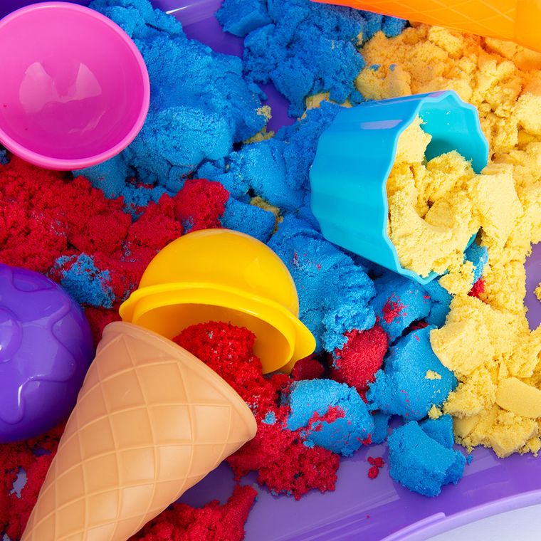 Smiki, Lody, piasek kinetyczny, masa plastyczna w walizce