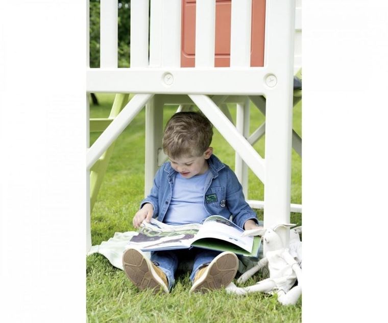 Smoby, domek ogrodowy na palach ze zjeżdzalnią