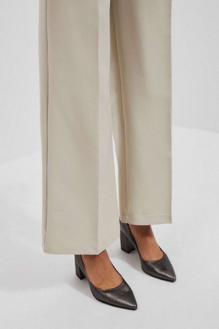 Spodnie materiałowe damskie, beżowe, Moodo