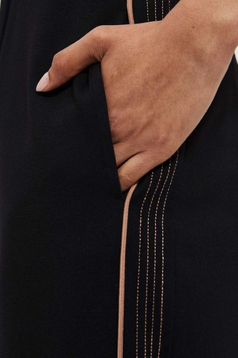 Spodnie materiałowe damskie, czarne, Moodo