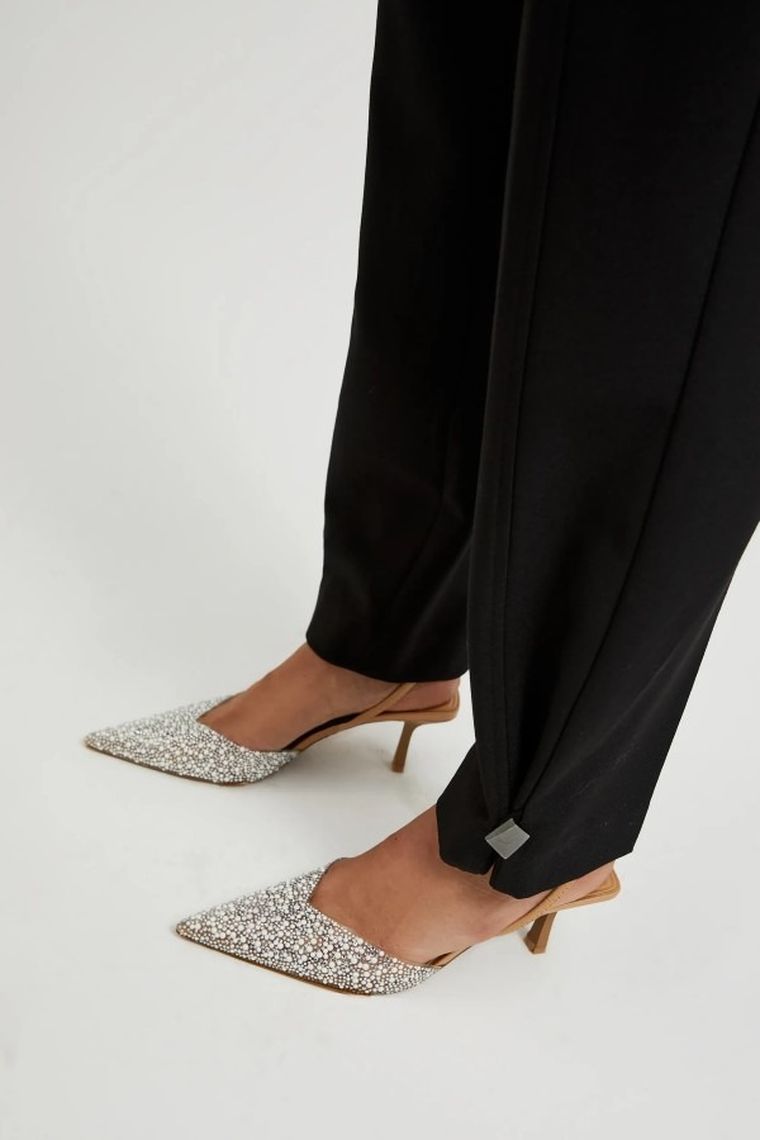 Spodnie materiałowe damskie, czarne, Moodo