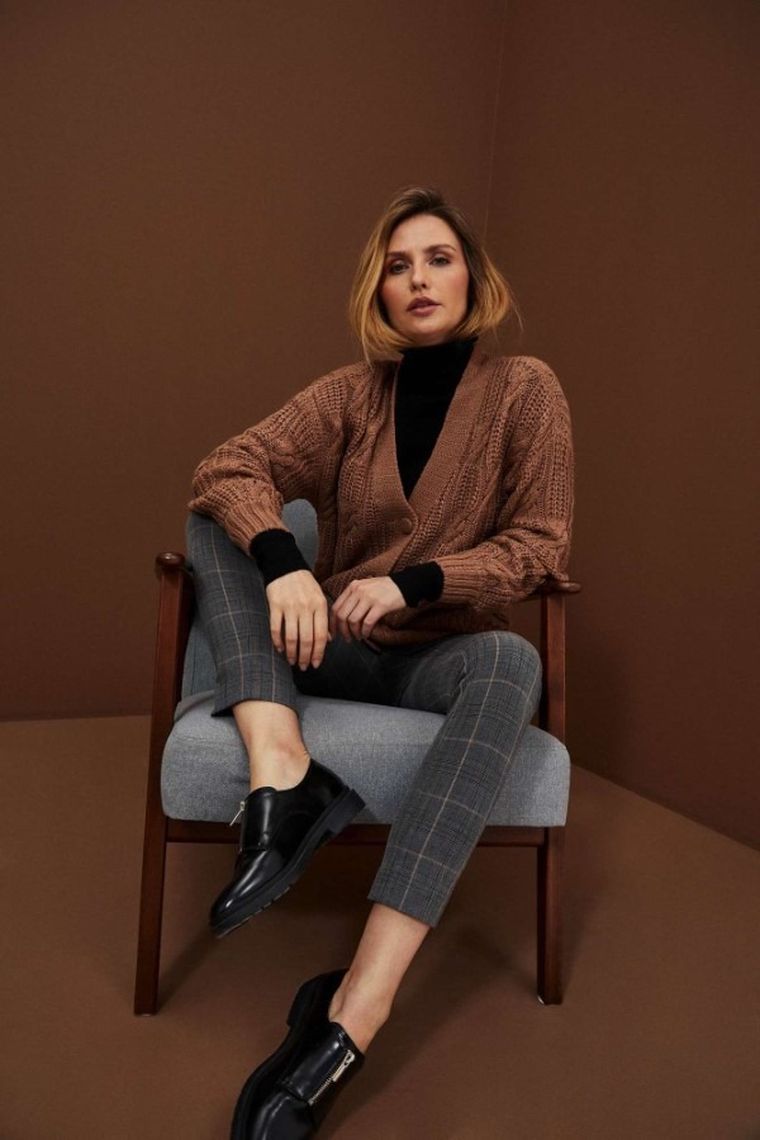 Spodnie materiałowe damskie, grafitowe, Moodo