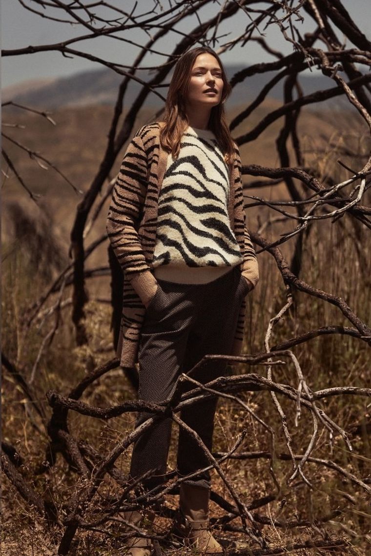 Sweter damski, biały, Moodo