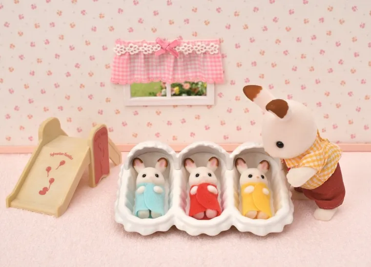 Sylvanian Families, Trojaczki Króliczków z czekoladowymi uszami, zestaw figurek, 5532