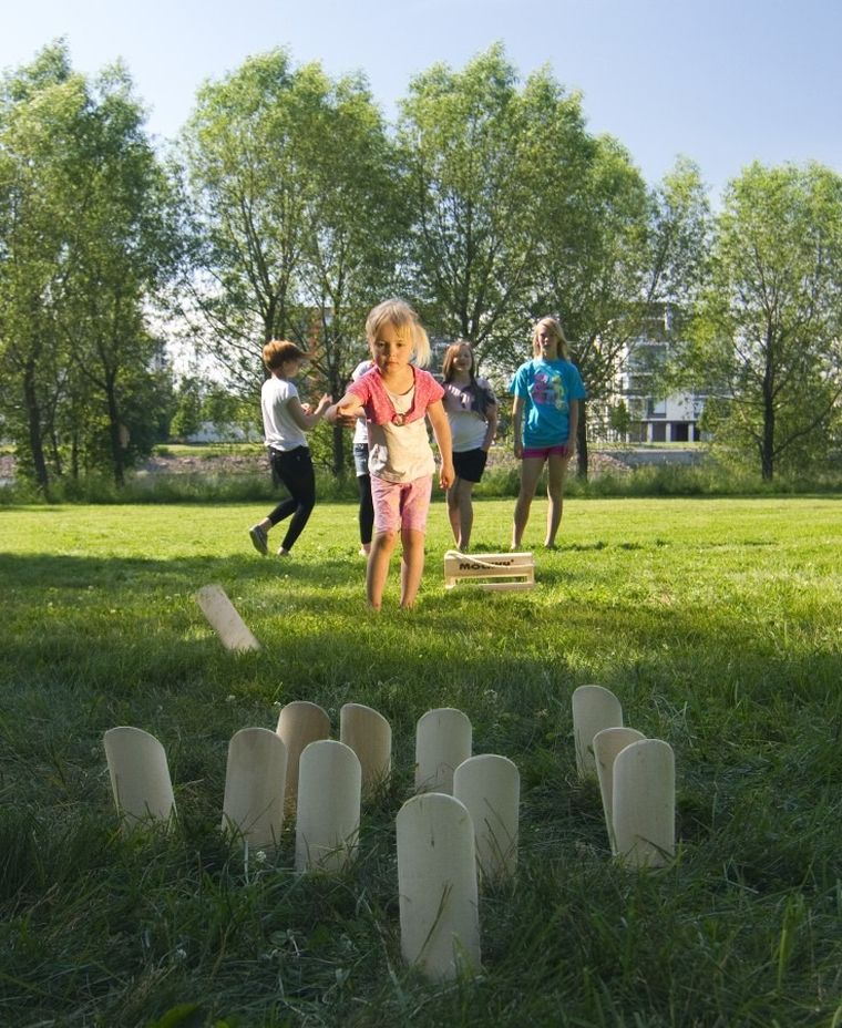 Tactic, Mölkky w drewnianej skrzynce, gra zręcznościowa