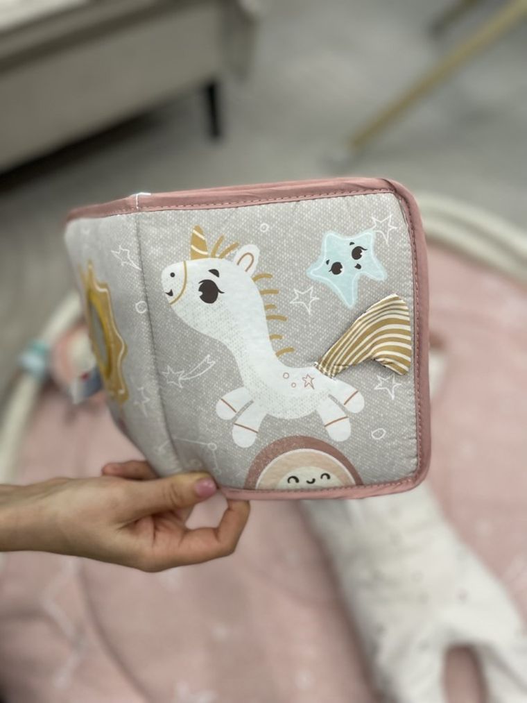 Tiny Love, Kraina Jednorożca, Moje Podróże, książeczka edukacyjna