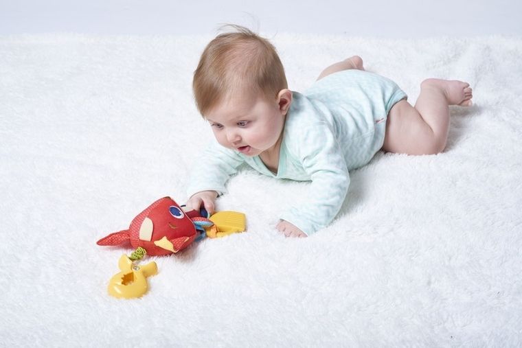 Tiny Love, Tiny Smarts, Lisek Christopher, wibrująca zawieszka