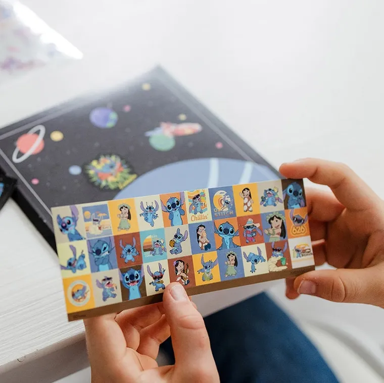 Totum, Lilo i Stitch, zestaw naklejek z tłem
