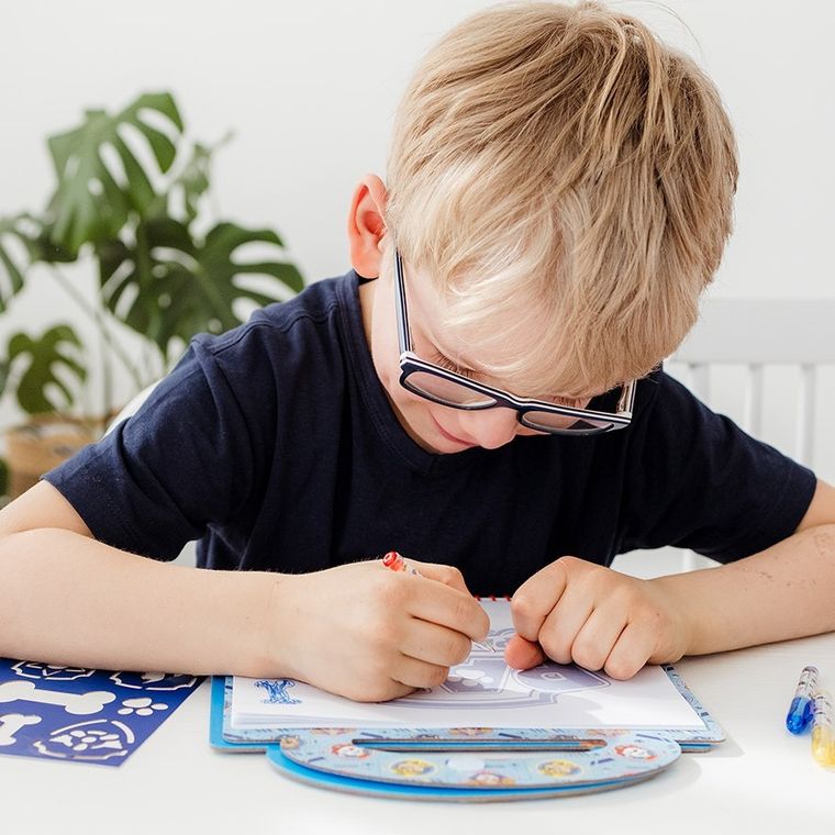 Totum, Psi Patrol, kreatywny szkicownik z naklejkami i akcesoriami