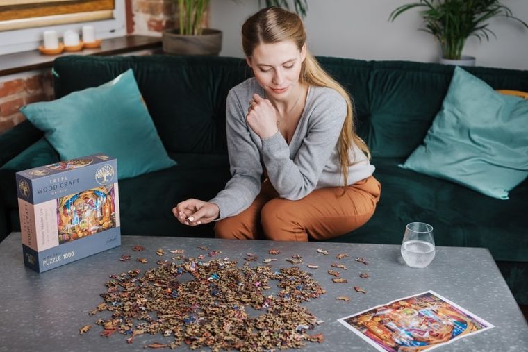 Trefl, Czarodziejska komnata, puzzle drewniane, 1000 elementów