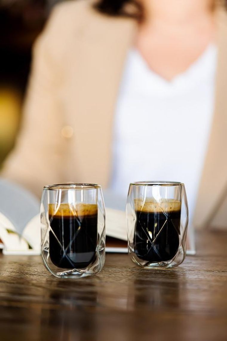 Vialli Design, dwie szklanki z podwójną ścianką, 100 ml, Geo