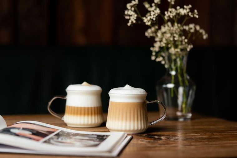 Vialli Design, Mia, komplet filiżanek, 320 ml, 2 szt.