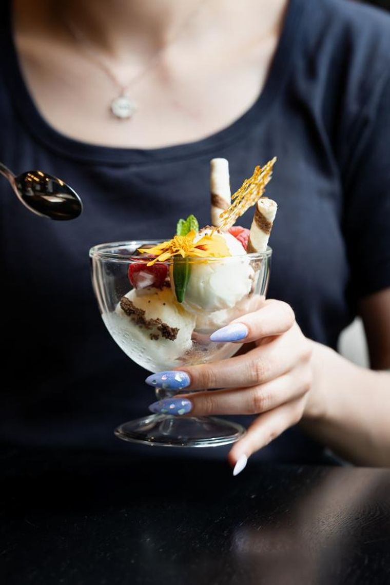 Vialli Design, pucharek do deserów z podwójną ścianką, Amo, 250 ml, 2 szt.