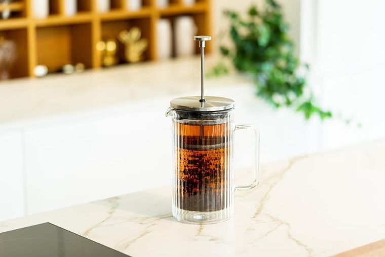 Vialli Design, zaparzacz do kawy i herbaty z podwójną ścianką, 1000 ml, Tulip srebrny mat