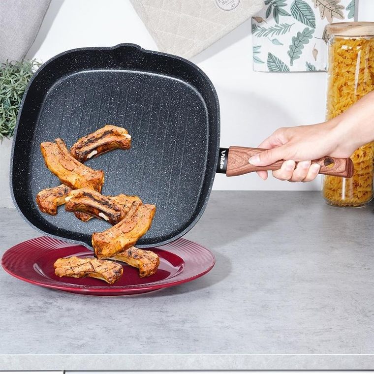 Vilde, Black&Wood, patelnia do grillowania granitowa kwadratowa, 28-28 cm