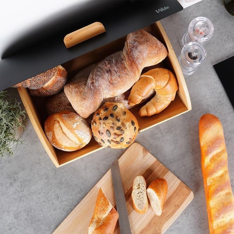 Vilde, chlebak drewniano-metalowy, czarny, 35,5-24,5-15,5 cm