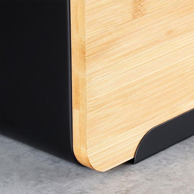 Vilde, chlebak metalowy z deską bambusową, czarny, 35-22-20,5 cm