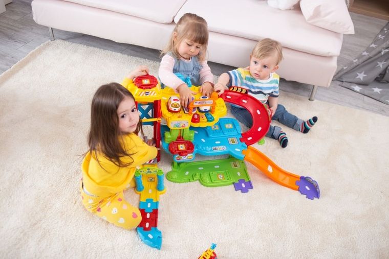 Vtech, Tut Tut Autka, Garaż, zestaw