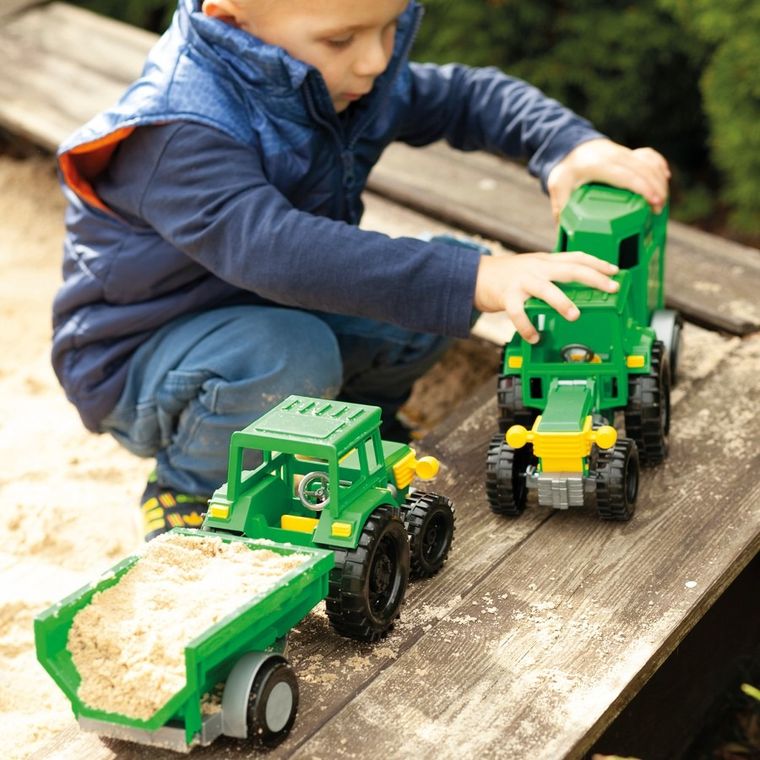 Wader, Farmer, traktor z przyczepą na konie