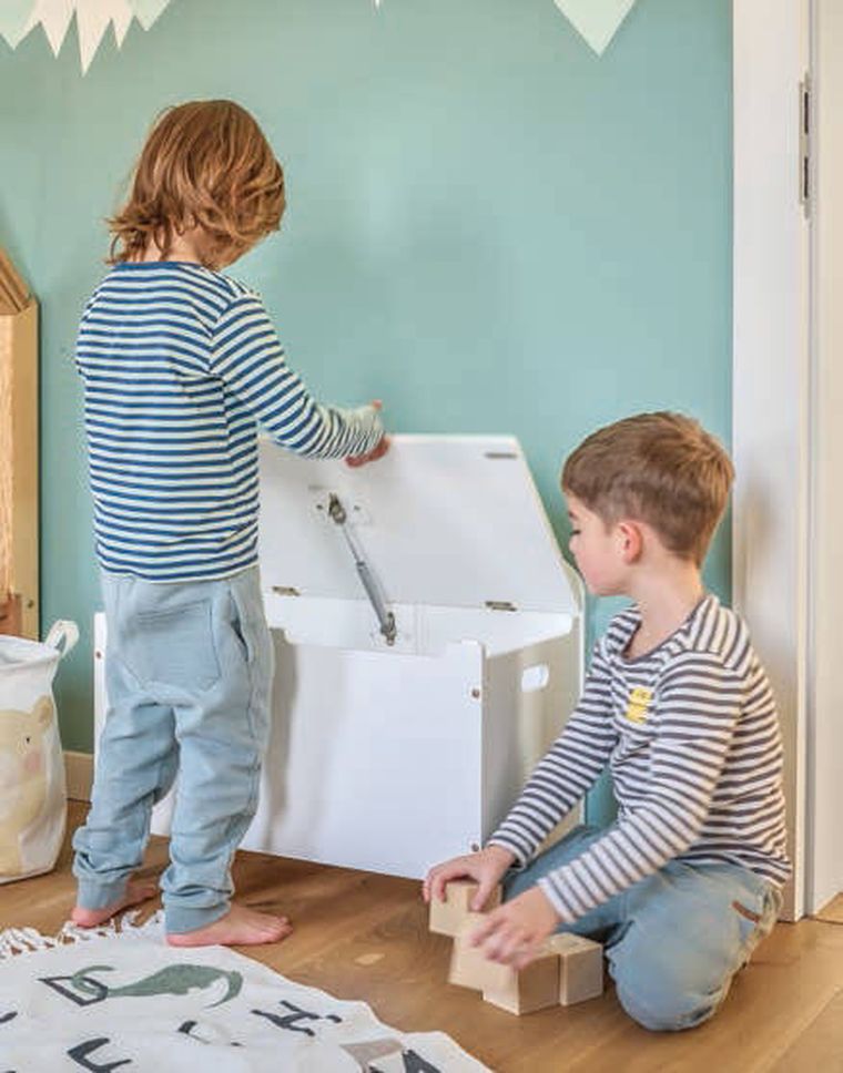 Zeller, drewniana skrzynia na zabawki chmurka, ława, 60 cm