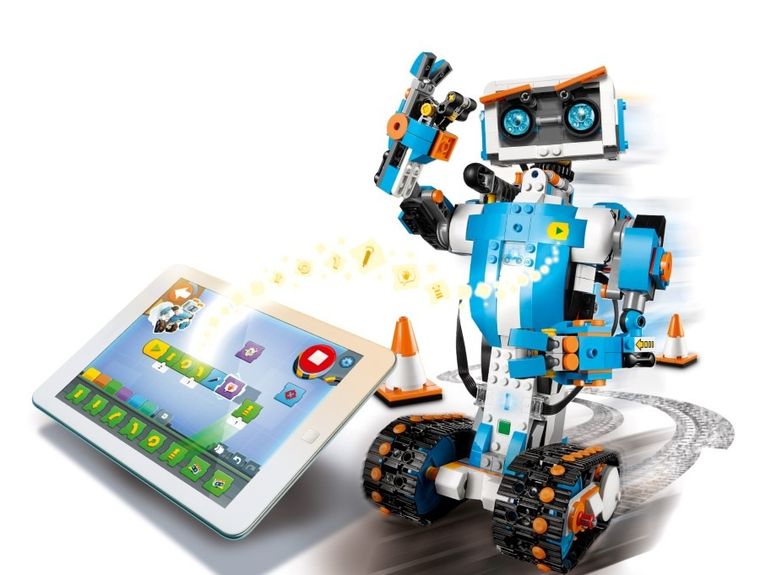 Zestaw promocyjny: LEGO BOOST, zestaw kreatywny, 17101 + GRATIS: LEGO Creator, Dron badawczy, 31071