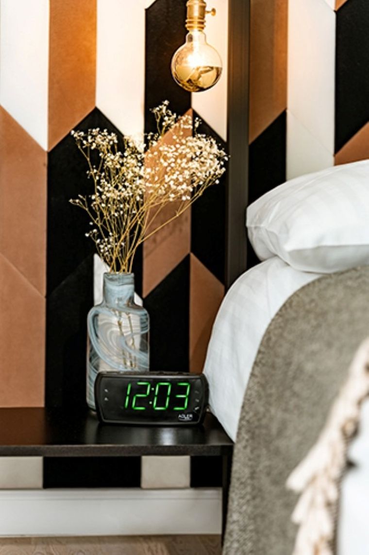 Adler, radiobudzik, AD 1121