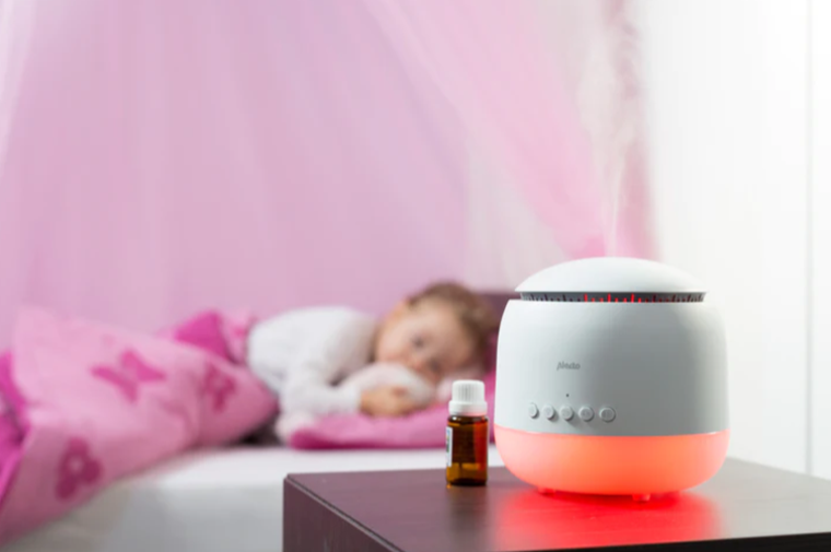 Alecto, nawilżacz powietrza z lampką