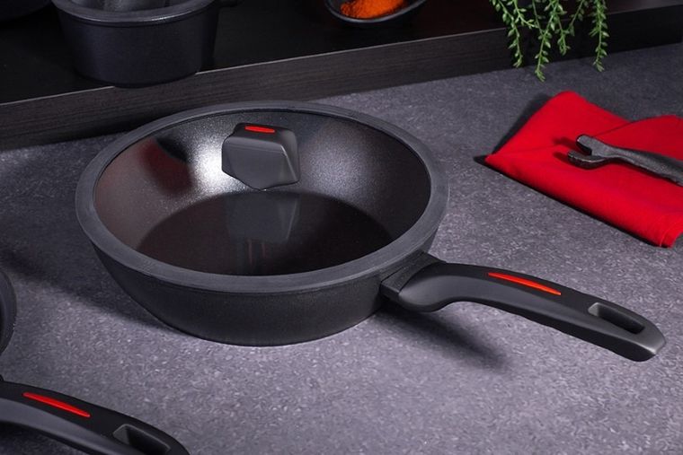 Altom Design, Valdinox, Volcano, patelnia głęboka z pokrywą, 26 cm, 2,8l