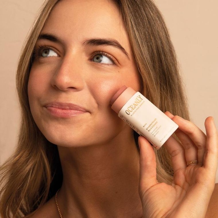 Attitude, Oceanly, róż do policzków, Happy Berry, 8,5 g