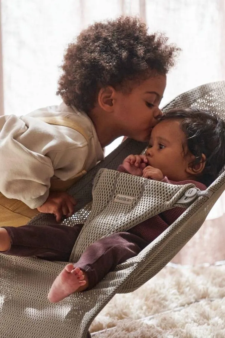 BabyBjörn, Bliss Mesh, leżaczek, szary beż