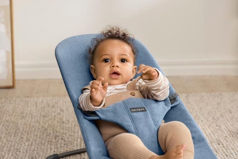 BabyBjörn, Bliss Woven, leżaczek bujaczek, melanżowy niebieski