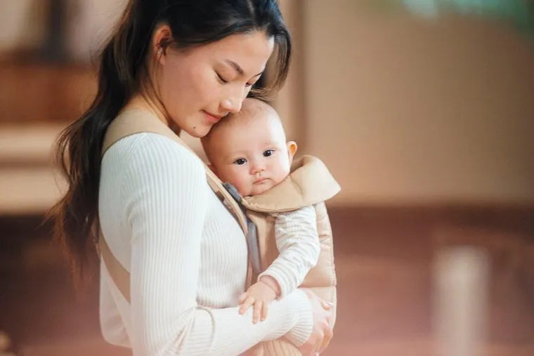 BabyBjörn, Mini Woven, nosidełko, Beige