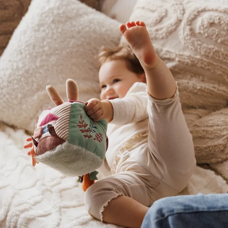 BabyOno, Rabbit Karo, kostka sensoryczna, miękka zawieszka