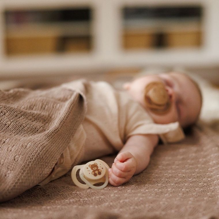 BabyOno, smoczki symetryczne, silikonowe, 0-6 m