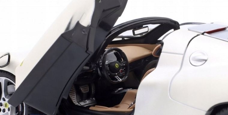 Bburago, Ferrari Daytona SP3, pojazd, white, 1:18