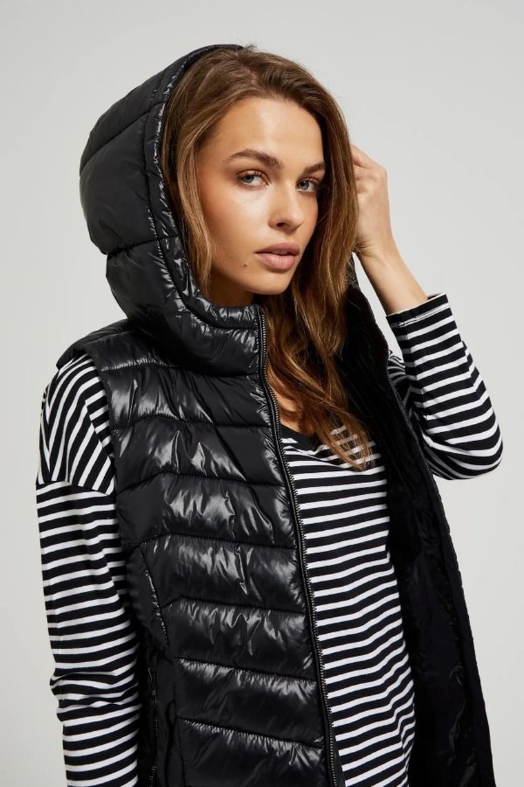 Bezrękawnik damski z kapturem, czarny, Moodo