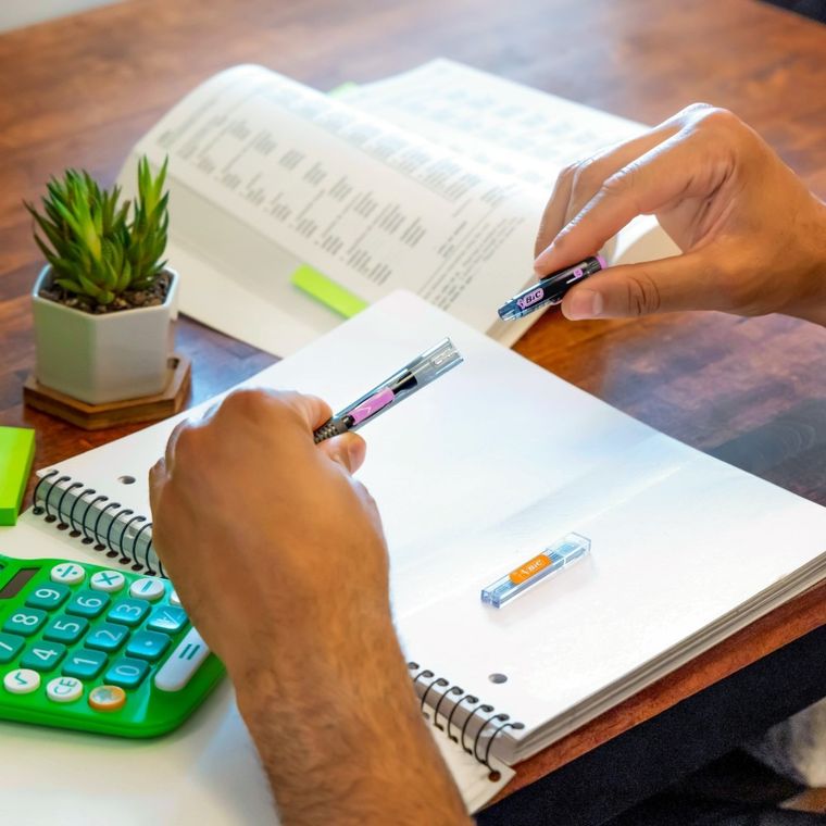 Bic, ołówek mechaniczny + wkłady i gumka, 1 szt.