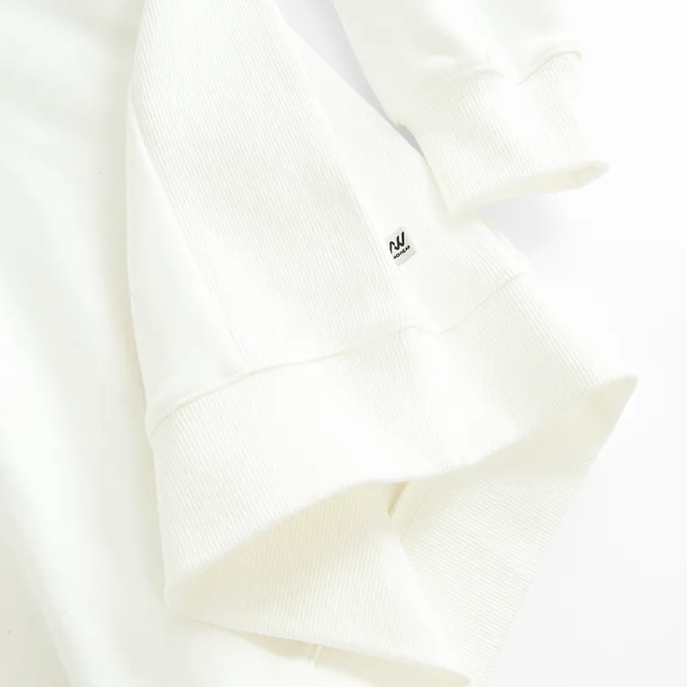 Bluza w kolorze off-white NOWEAR