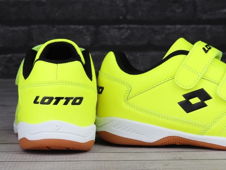 Buty piłkarskie dziecięce, halowe, żółte, Lotto Pacer K