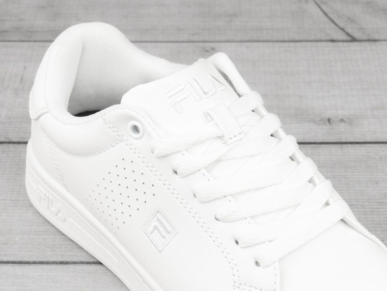 Buty sportowe damskie, białe, Fila Crosscourt 2