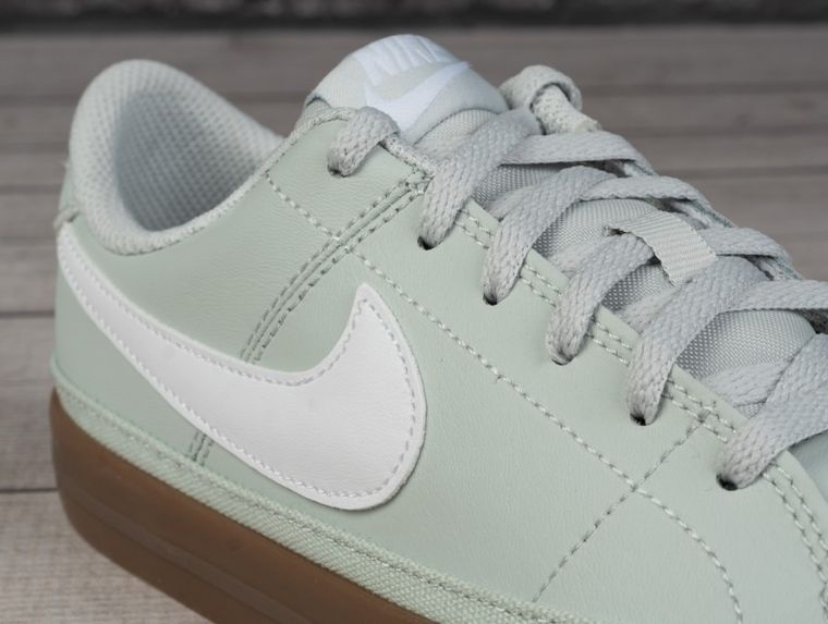 Buty sportowe damskie, miętowe, Nike Court Legacy