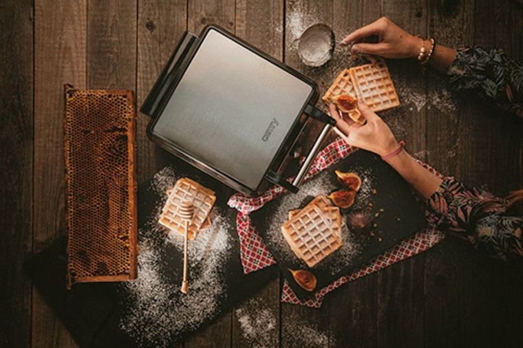 Camry, Gofrownica CR 3025