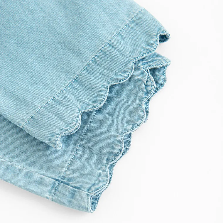 Cienkie spodnie jeansowe z haftem Cool Club