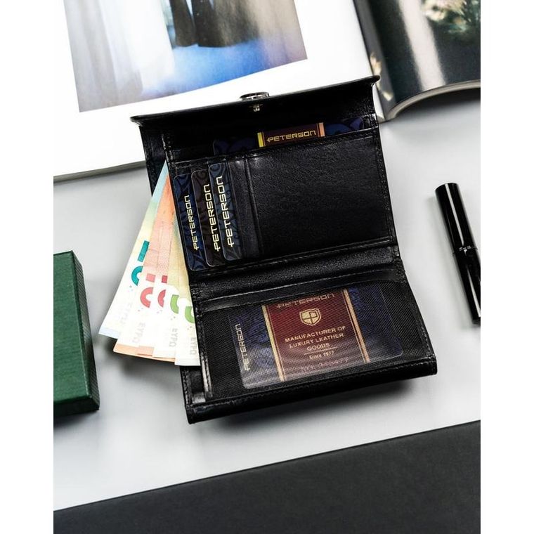 Czarny, skórzany portfel damski na zatrzask - Peterson