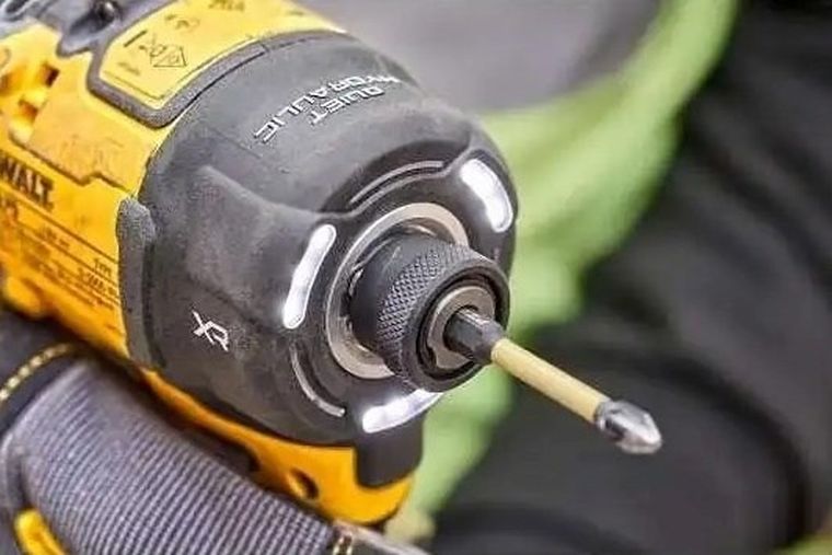 DeWalt, zakrętarka udarowa, 1/4", 18V, XR DCF870N