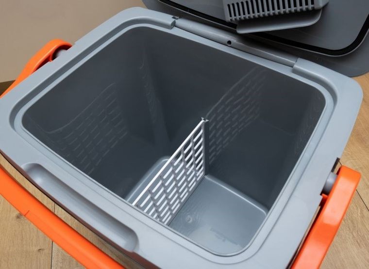 Eldom, lodówka turystyczna, Frozzy, 26l